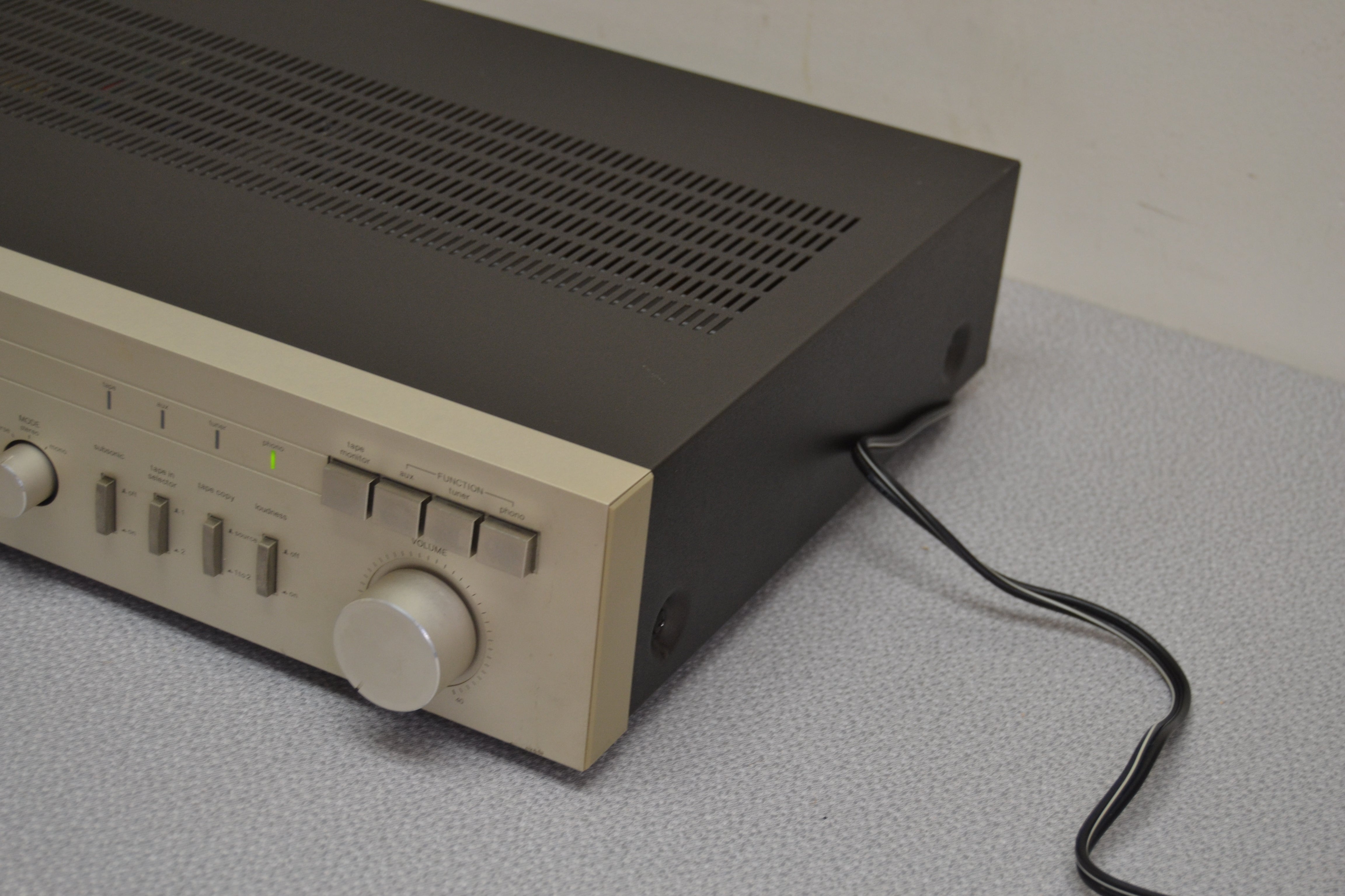 Harman Kardon PM640 Stereo Integrated Amplifier * 35W RMS * 1983