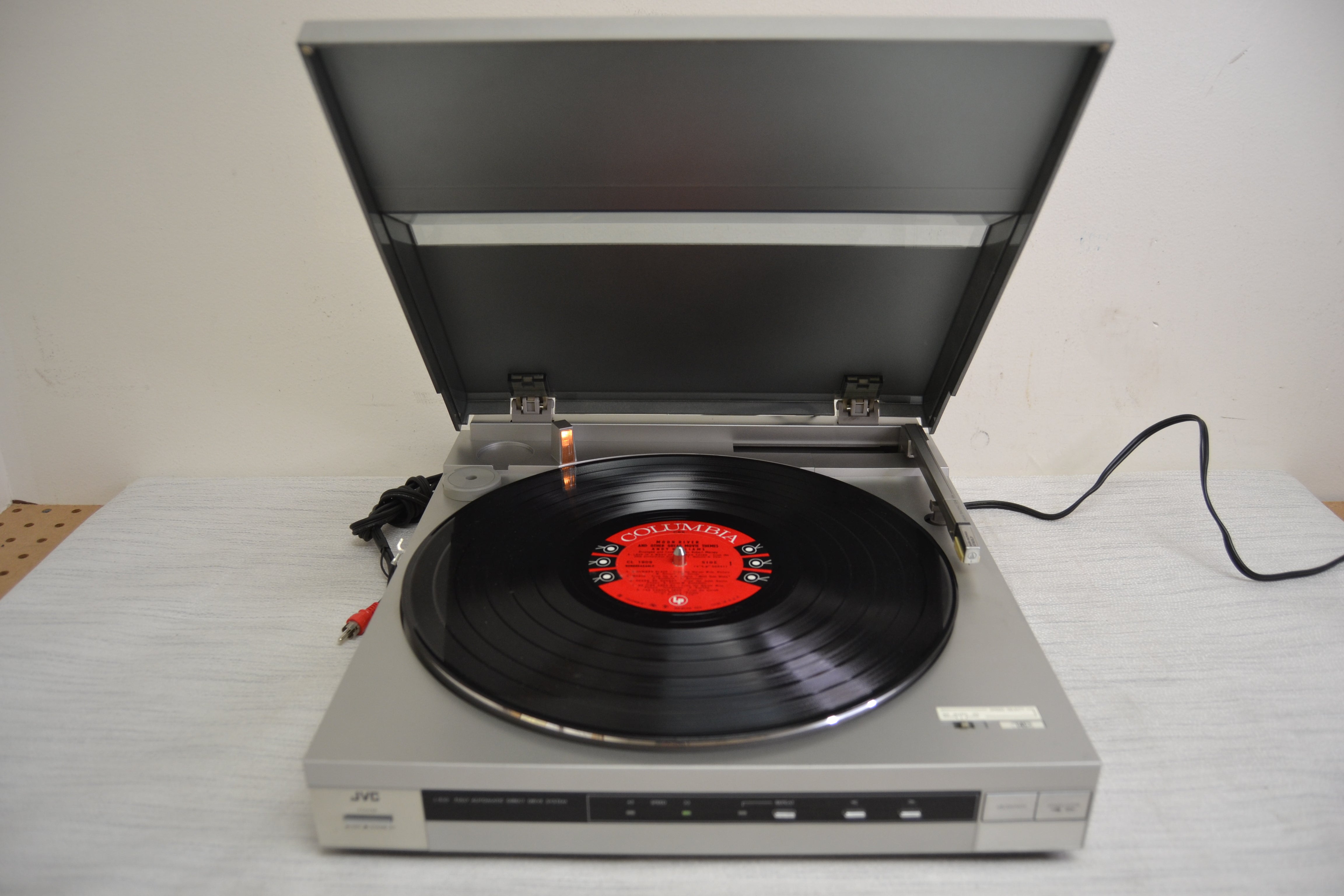 JVC L-E33 Linear Tracking Turntable * Box * Fully Serviced