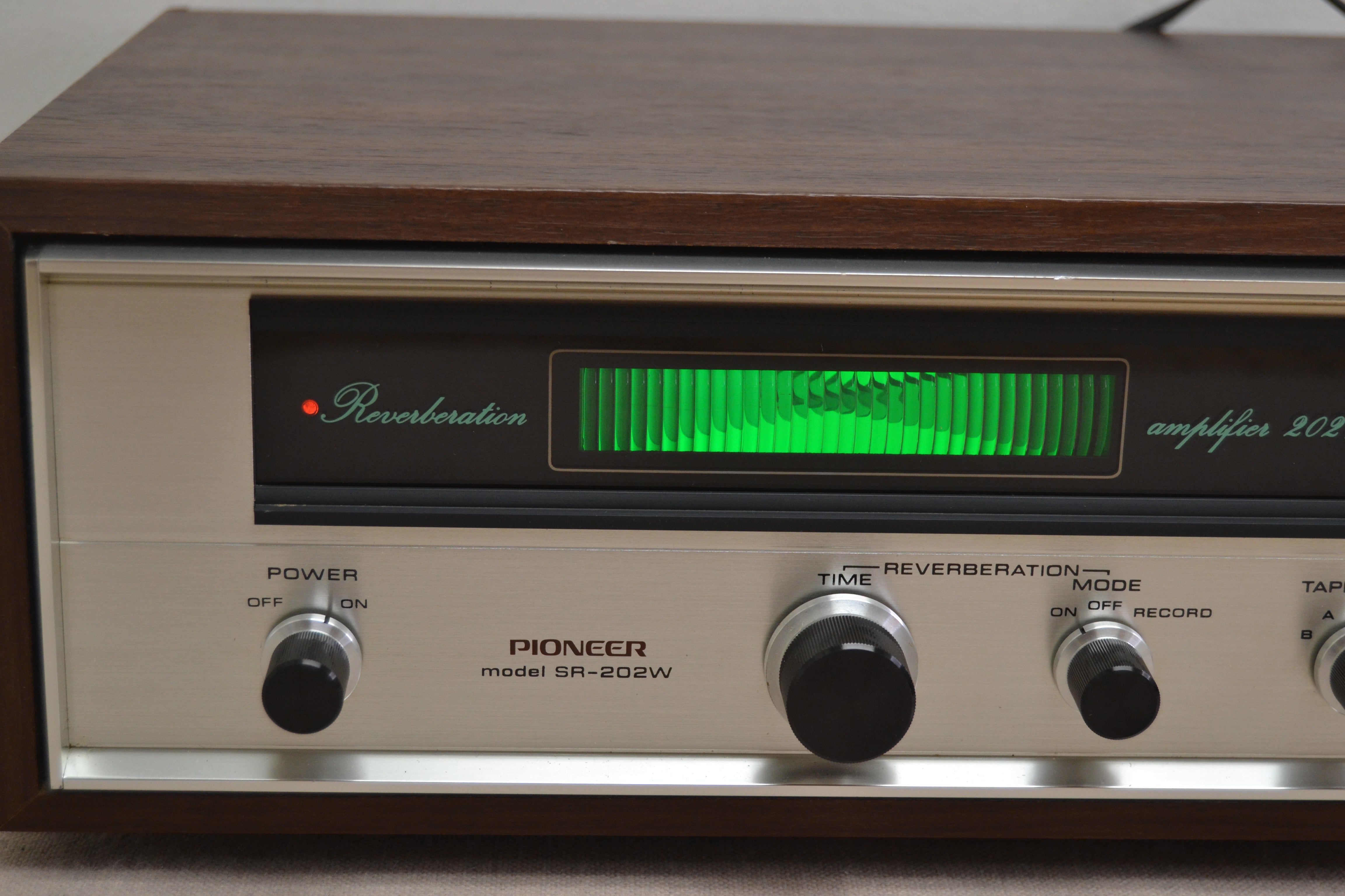 Pioneer SR-202W Reverberation Amplifier * Owner's Manual