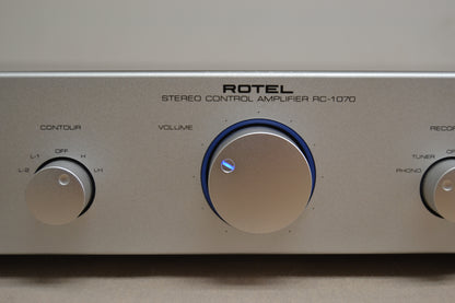 Rotel RC-1070 Stereo Preamplifier * Remote Control