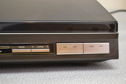 Technics SL-L25 Linear Tracking Turntable