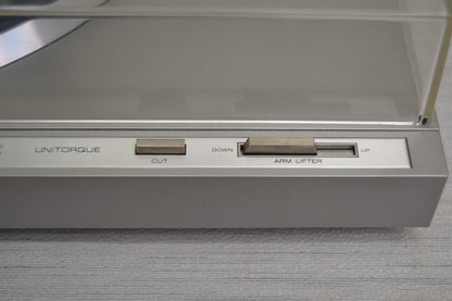 Hitachi HT-40S Turntable * Fully Serviced *