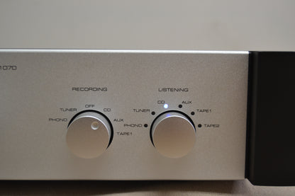 Rotel RC-1070 Stereo Preamplifier * Remote Control