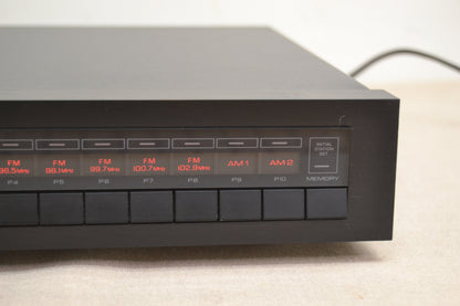 Yamaha T-1000 AM/FM Stereo Tuner