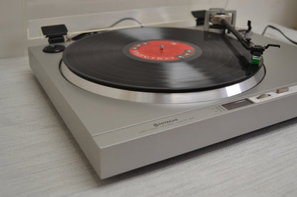 Hitachi HT-40S Turntable * Fully Serviced *