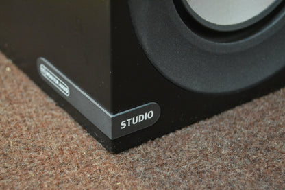Monitor Audio STUDIO Bookshelf Speakers * Box *