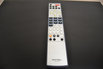 Rotel RC-1070 Stereo Preamplifier * Remote Control