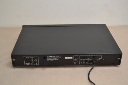 Yamaha T-1000 AM/FM Stereo Tuner