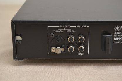 Yamaha T-1000 AM/FM Stereo Tuner