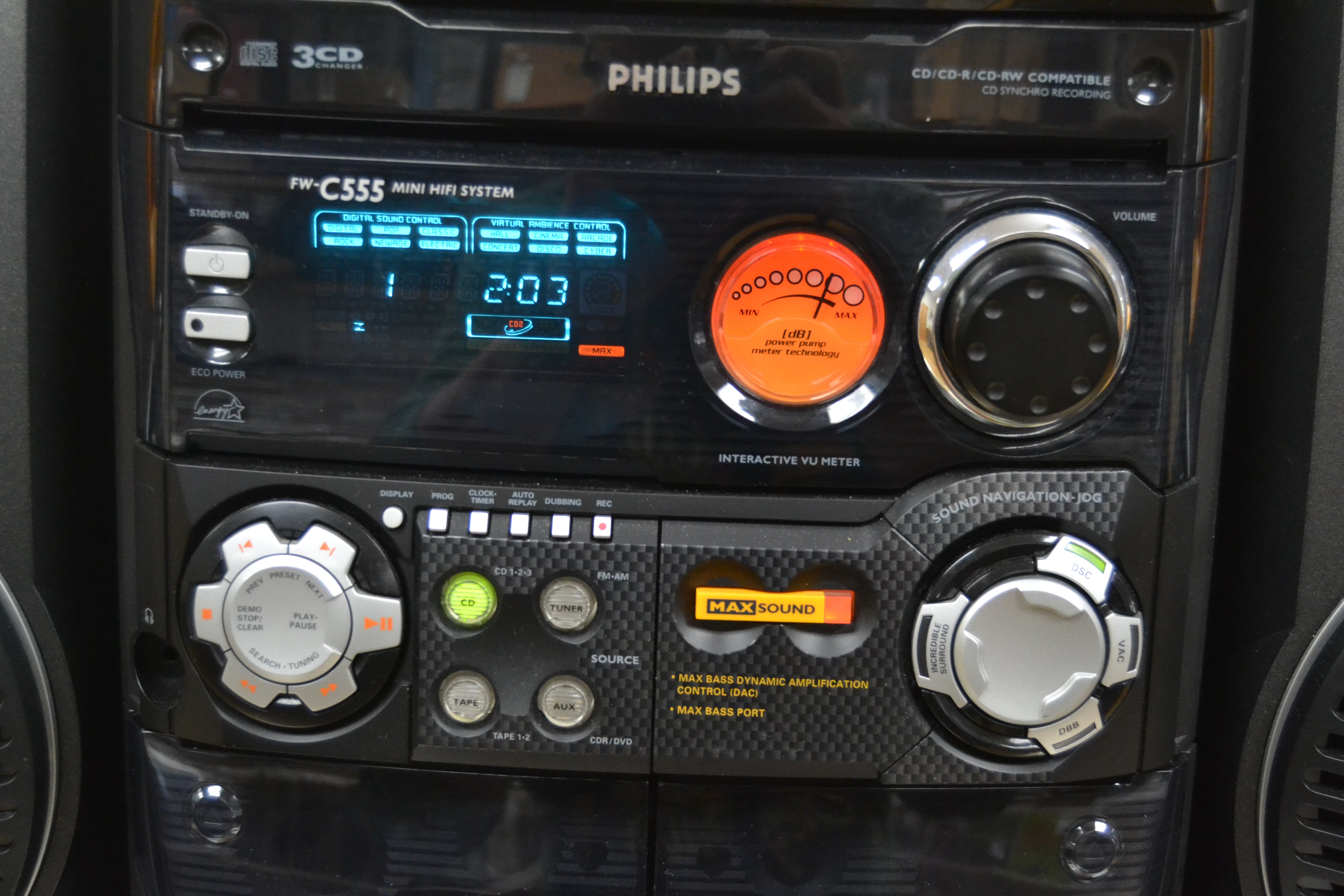 Philips FW-C555 Complete Music System Midi Size * Cd Changer Philips FW-C555 Complete Music System Midi Size * Cd Changer