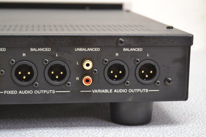 McIntosh D150 Stereo digital preamplifier * Remote * Original Box