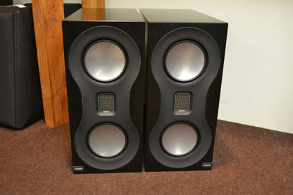 Monitor Audio STUDIO Bookshelf Speakers * Box *