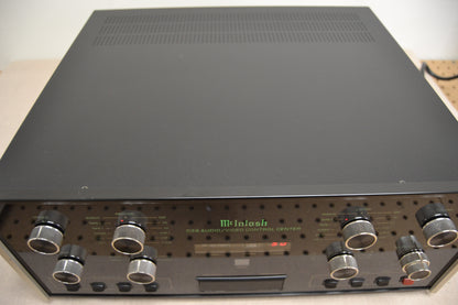 McIntosh C39 2-Channel Solid State Audio/Video Control Center Preamplifier * NEW Front Glass * Fully Serviced