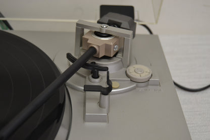 Hitachi HT-40S Turntable * Fully Serviced *