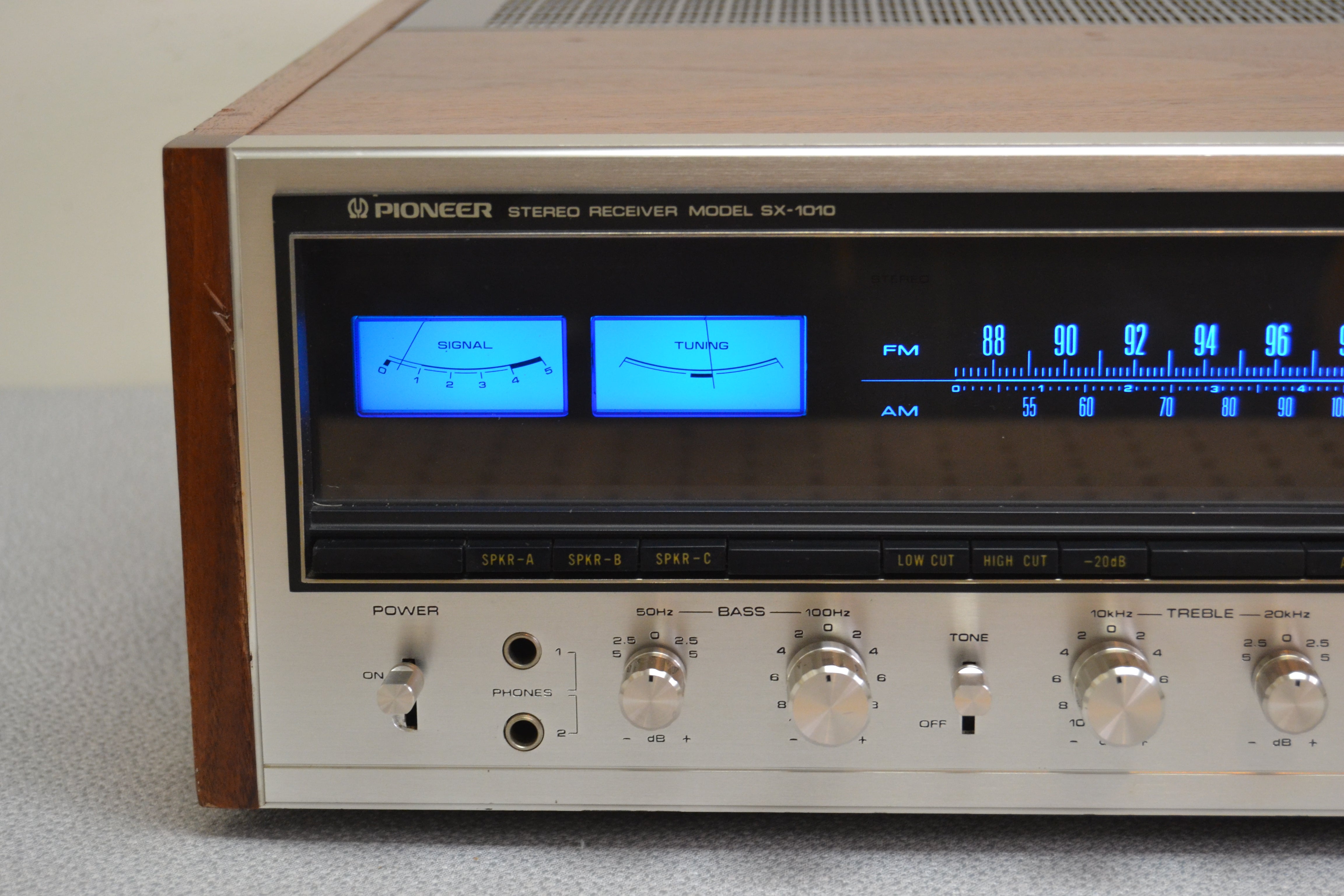 Pioneer SX-1010 Stereo receiver * 100W RMS * 1974 * Fully Serviced * LED Upgraded