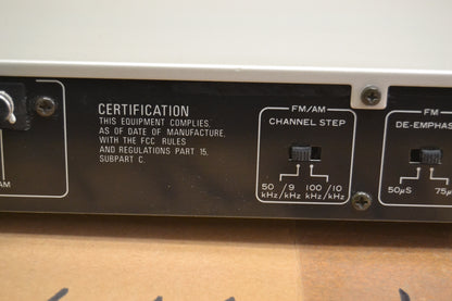 Pioneer F-90 Stereo Tuner * Box