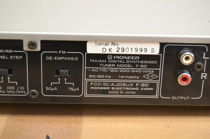Pioneer F-90 Stereo Tuner * Box