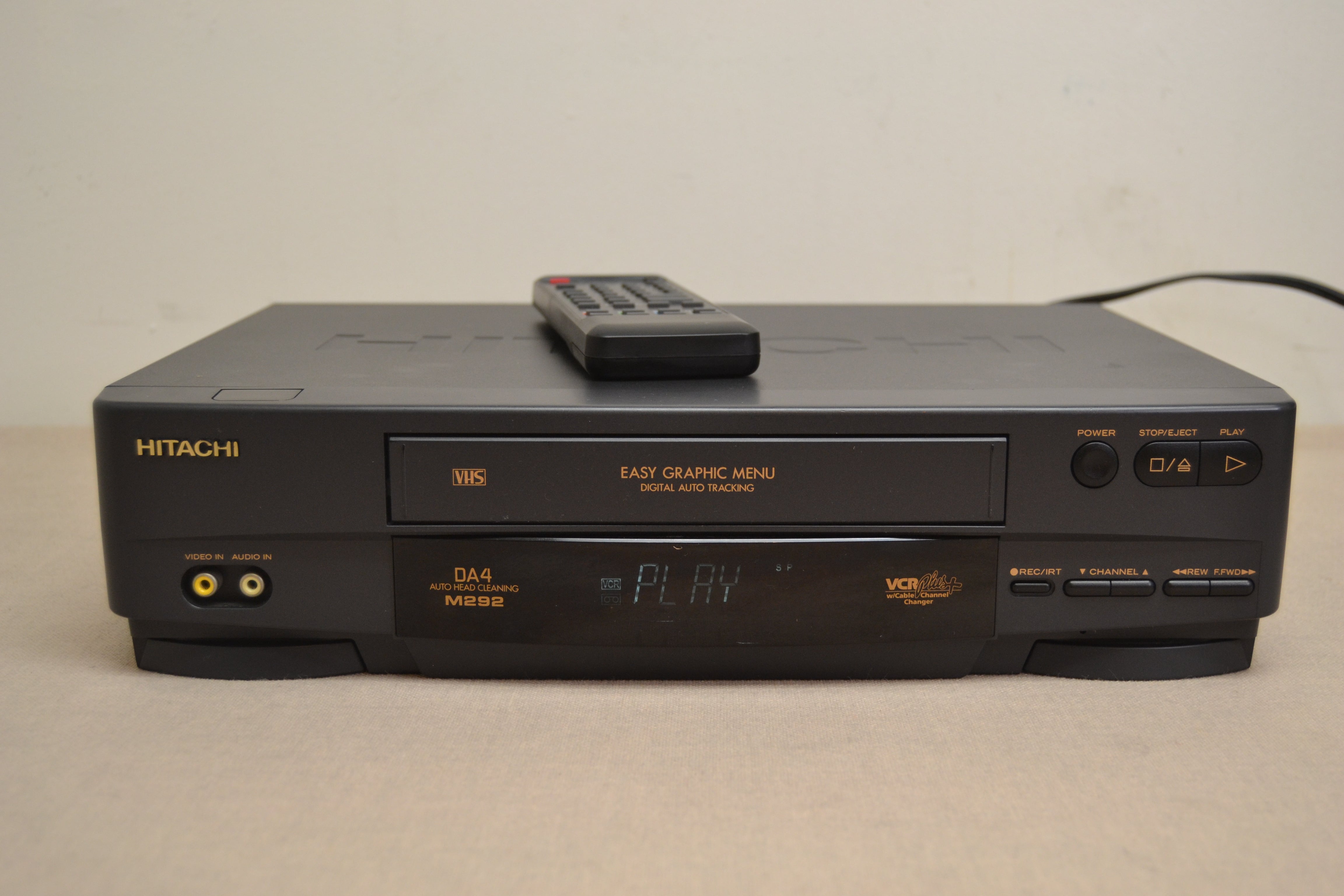 Hitachi VT-M292A Video Cassette Recorder * Remote Control