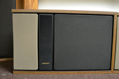 Bose 301 Series II Bookshelf Speakers * Fully Serviced