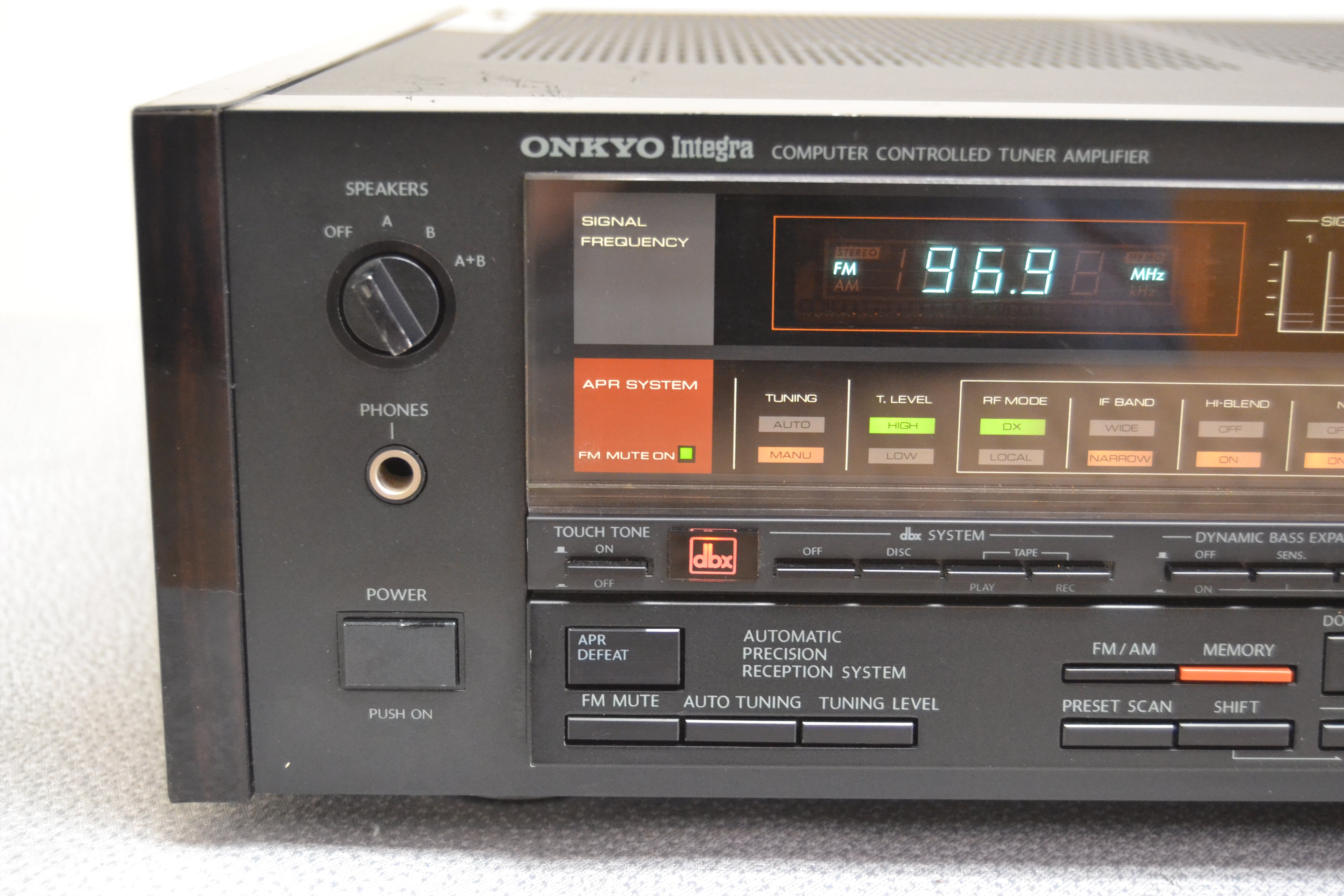 Onkyo TX-85 Stereo Receiver * 80W RMS * DBX