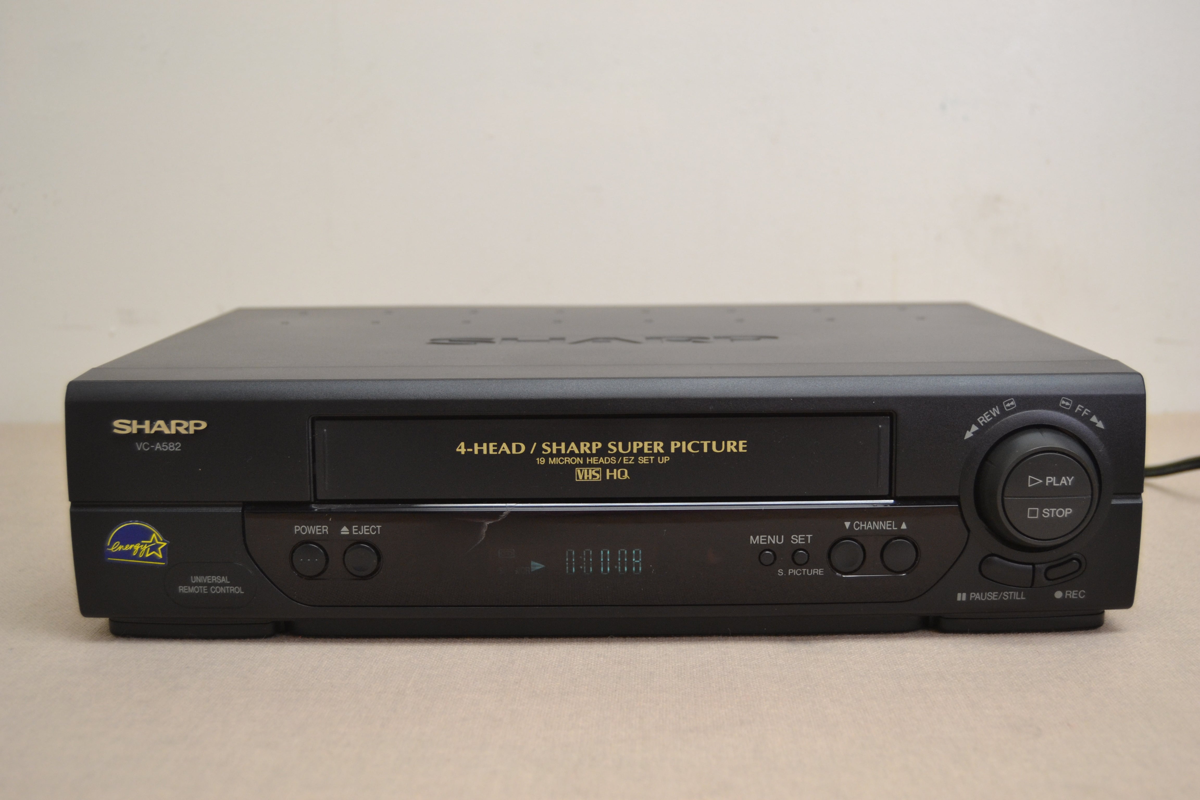 Sharp VCA-582U Video Cassette Recorder