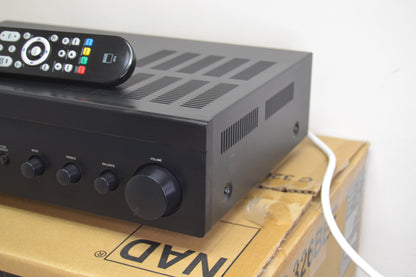 Nad C326BEE Stereo Integrated Amplifier * 50W RMS * Box * Manual * Remote