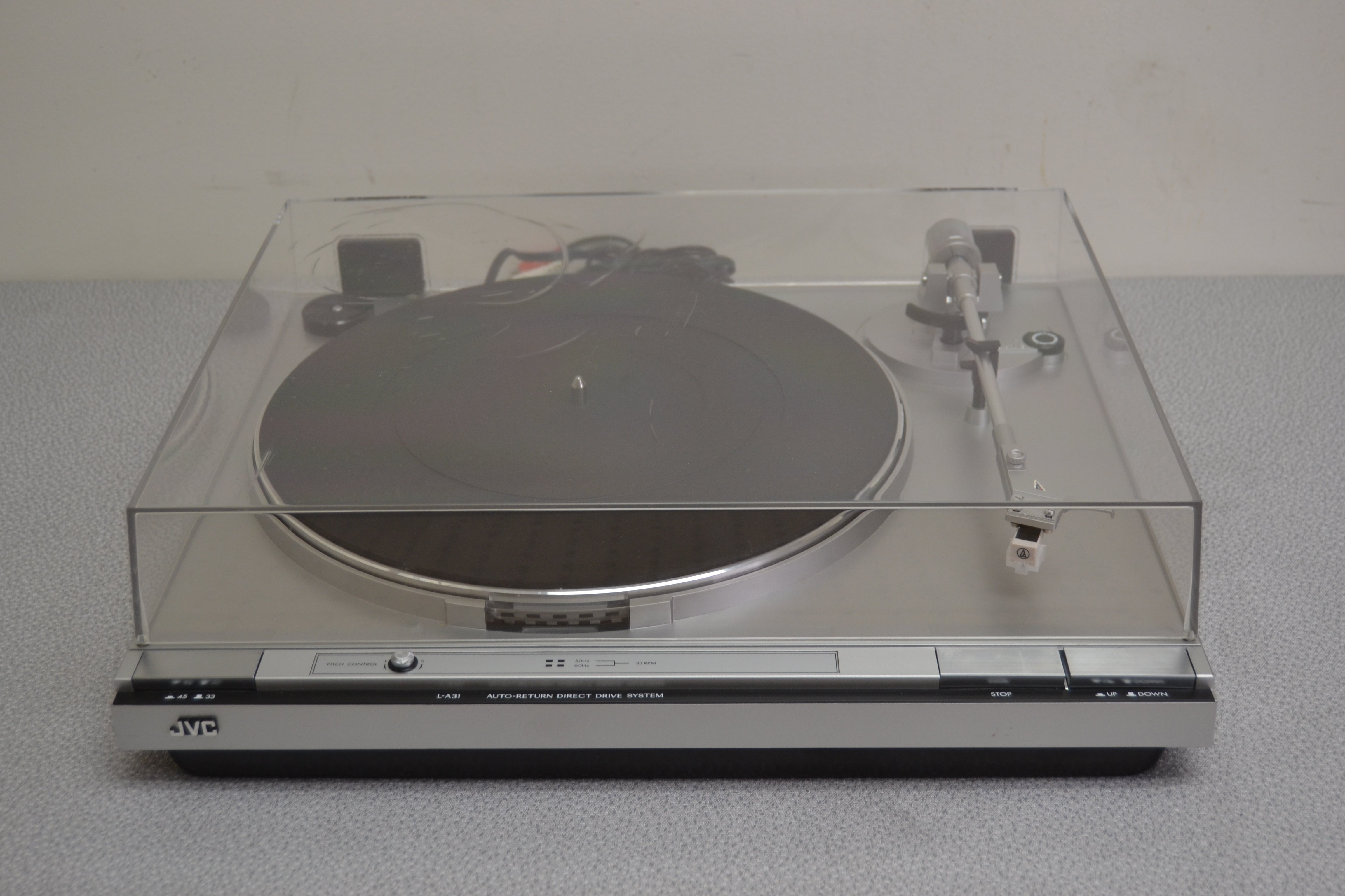 JVC L-A31 Direct Drive Turntable * NEW AT3600 Cartridge * Box