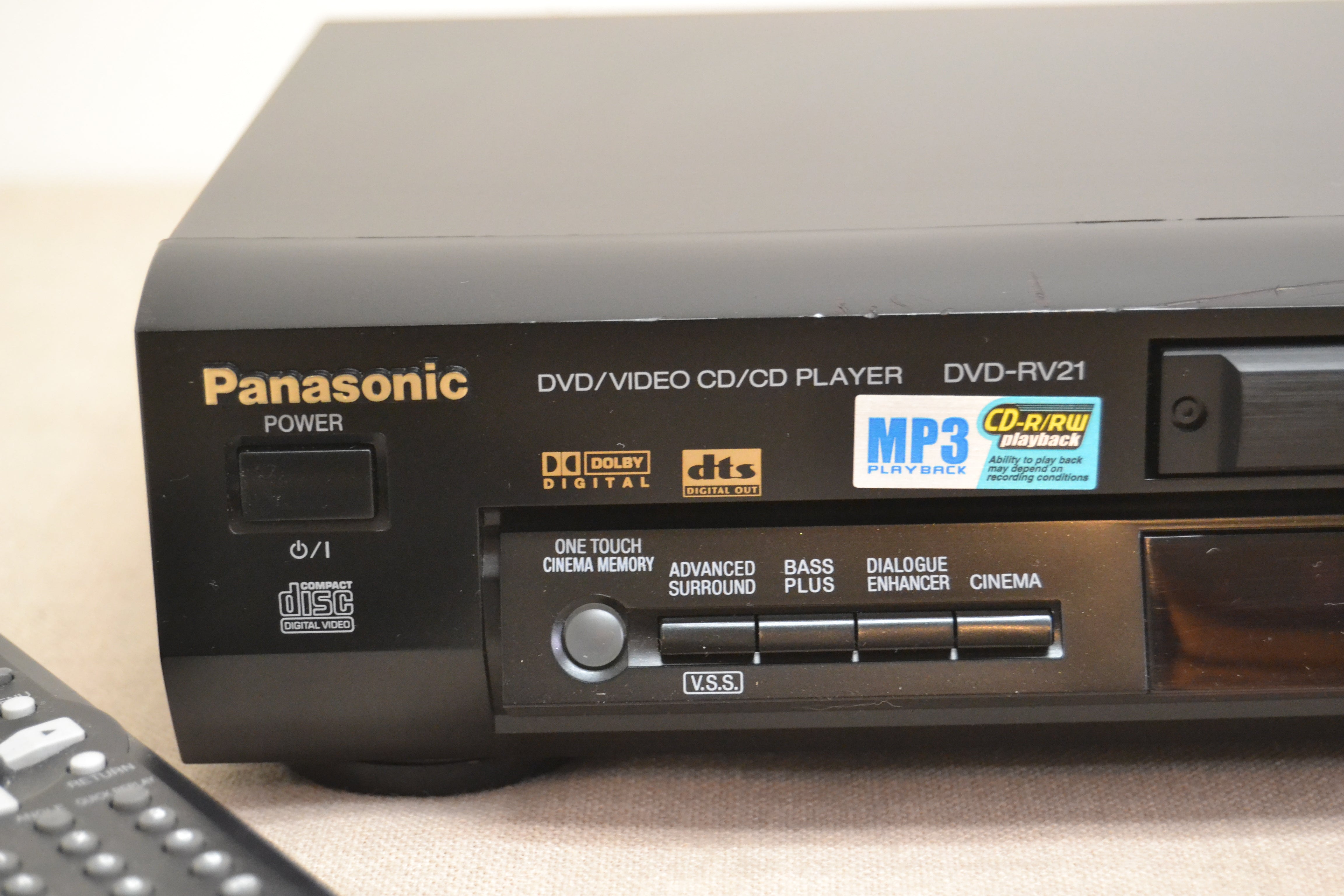 Panasonic DVD-RV21 CD/DVD Player * Remote Control