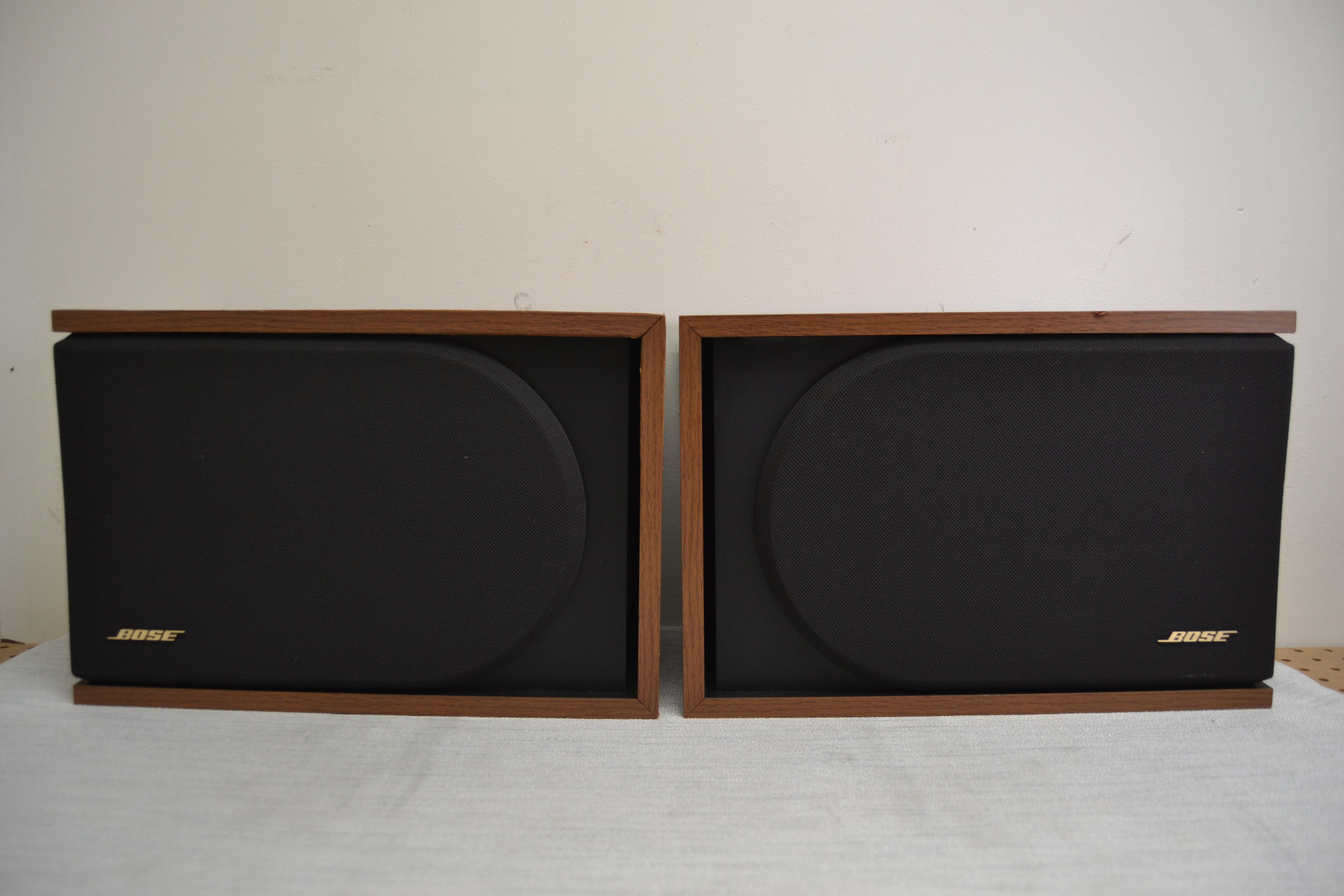 Bose 2.2 Series II BookShelf Speakers * Fully Serviced *