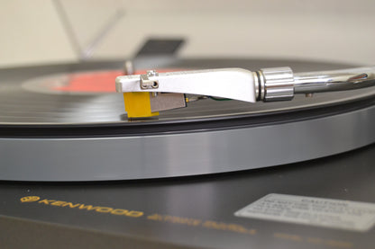 Kenwood KD-2000 Belt Drive Turntable * Fully Serviced *