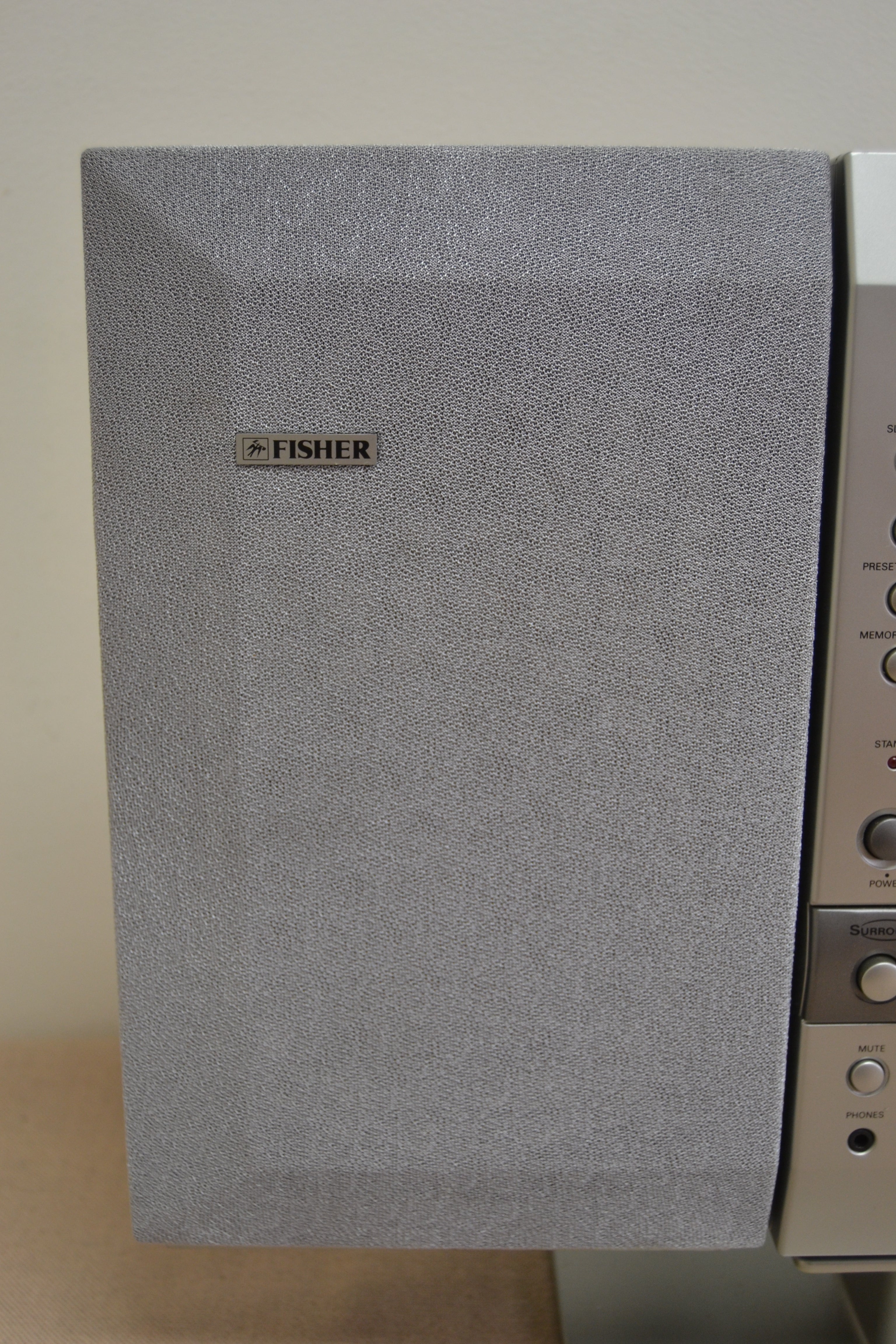 Fisher SLIM-1510SL * Shelf Stereo System * Remote Control