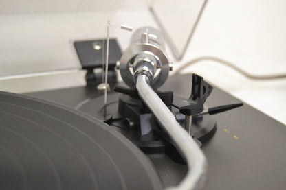 Kenwood KD-2000 Belt Drive Turntable * Fully Serviced *