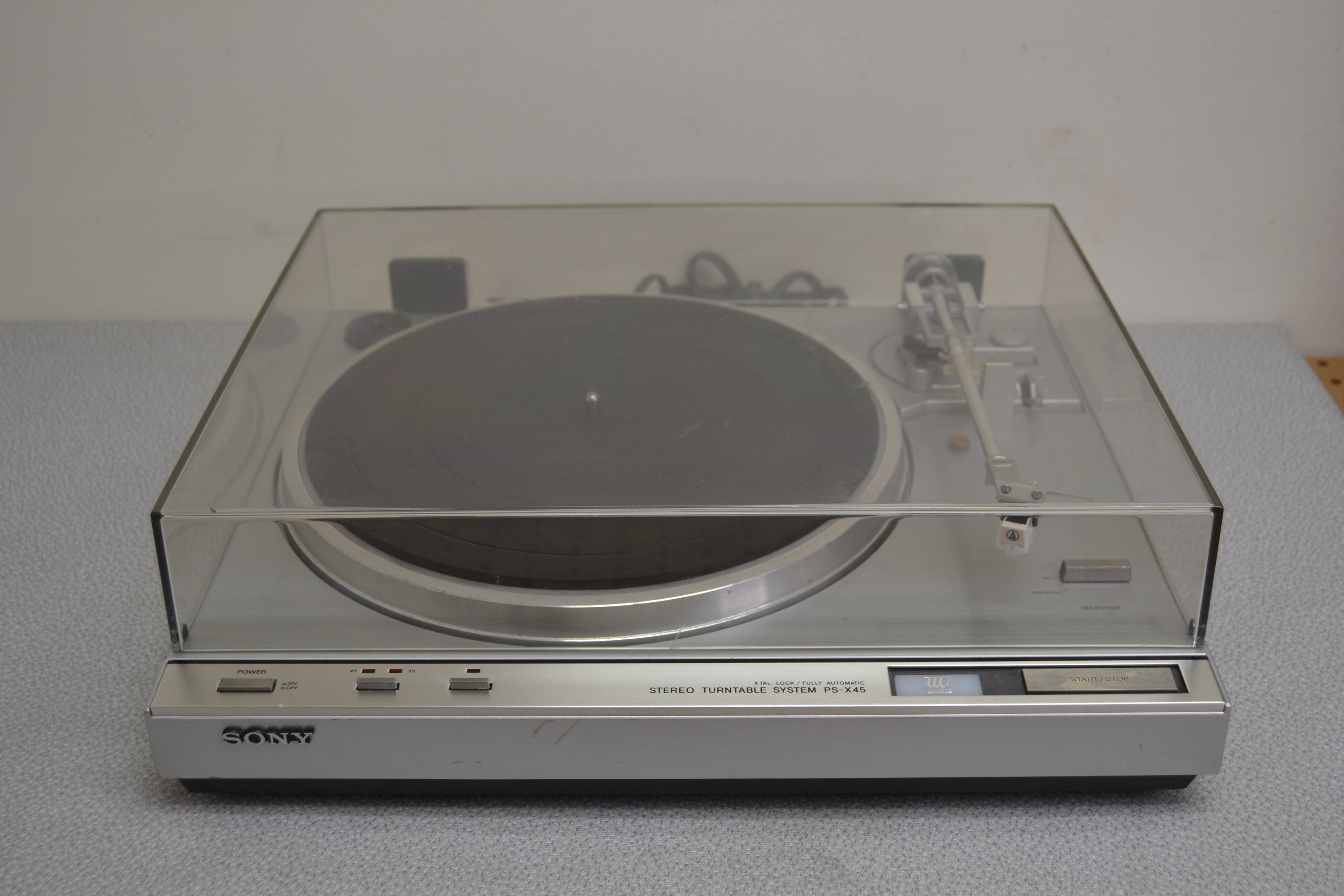 Sony PS-X45 Direct Drive Turntable