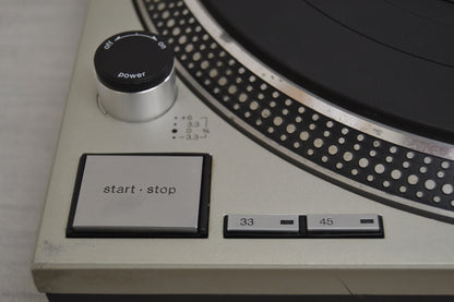 Technics SL1200 MKII Direct Drive Turntable * NEW Audio Technica Cartridge * Fully Serviced
