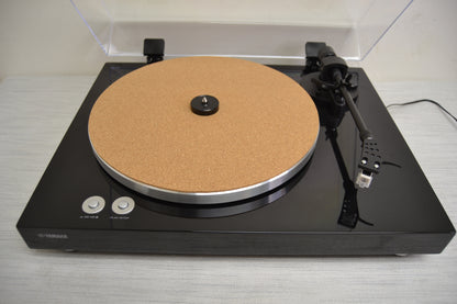 Yamaha TT-S303BL Belt-Driven Turntable with Built-in Phono Preamp 8 Fully Serviced * NEW Audio Technica Cartridge
