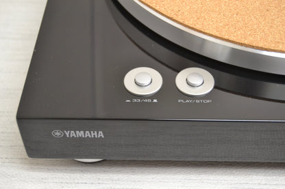 Yamaha TT-S303BL Belt-Driven Turntable with Built-in Phono Preamp 8 Fully Serviced * NEW Audio Technica Cartridge