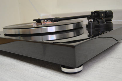 Yamaha TT-S303BL Belt-Driven Turntable with Built-in Phono Preamp 8 Fully Serviced * NEW Audio Technica Cartridge