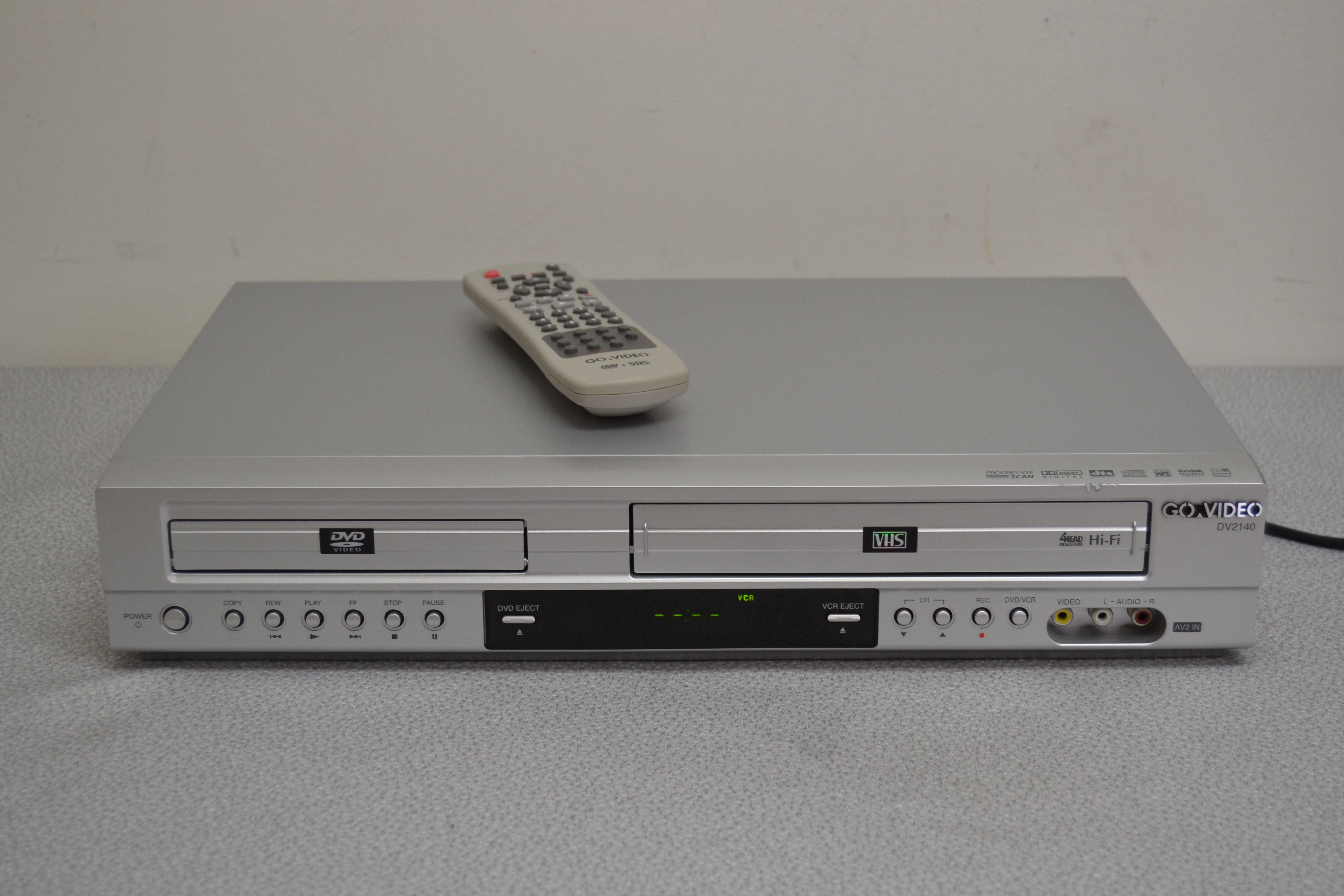 Go Video DV-214D VHS/DVD Combo Player * Fully Serviced * Remote Control