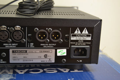 Tascam CD-RW901 CD Recorder/Player * Wired Remote * Box * Printed Manual