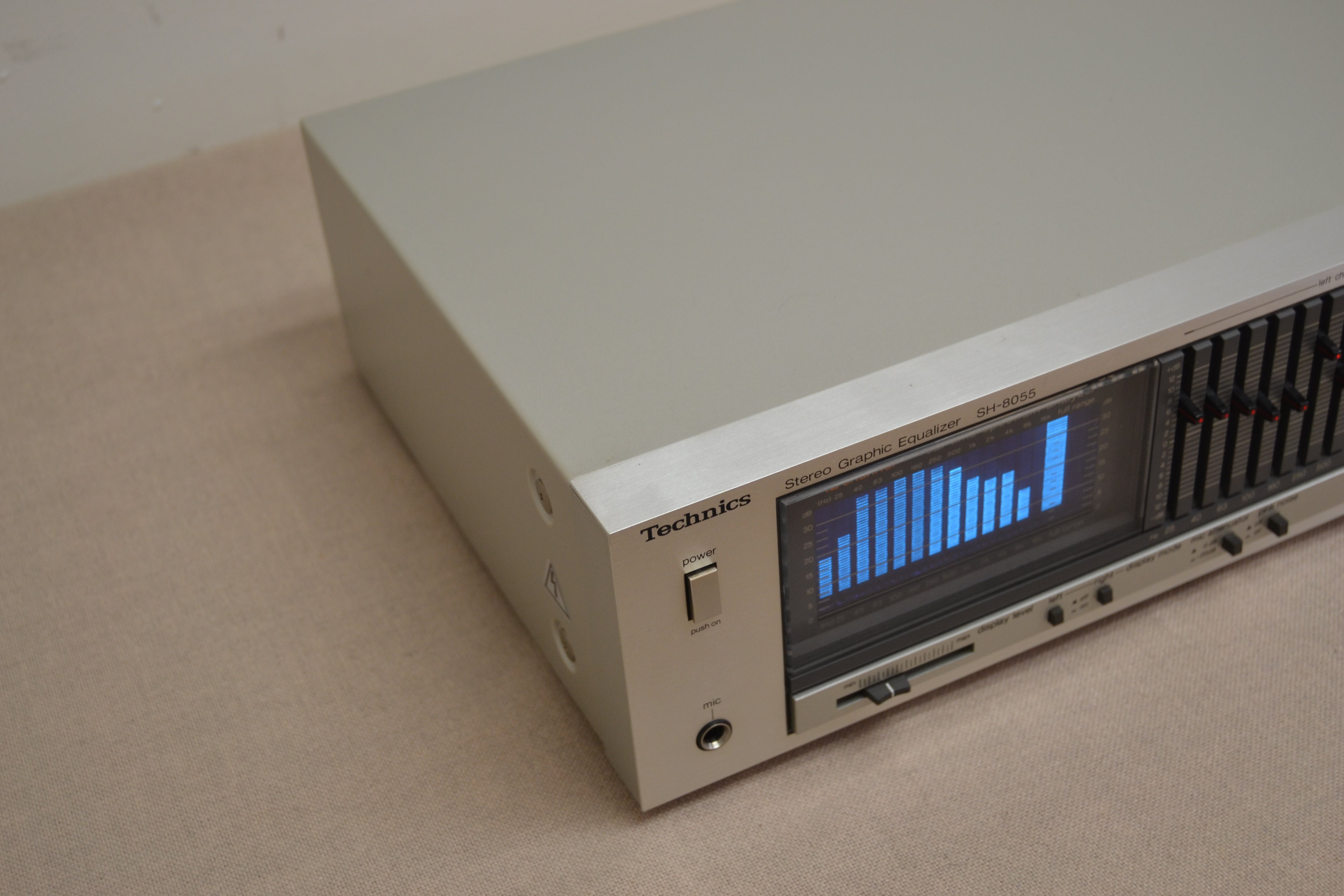 Technics SH-8055 Graphic Equalizer * Real Time Spectrum Analyzer