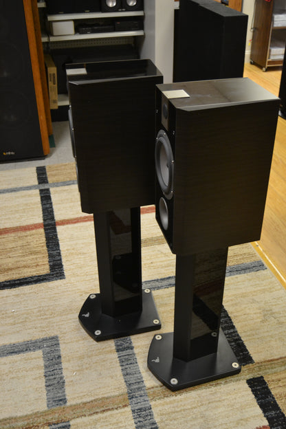 FOCAL Chorus 5 807V Bookshelf with Original Stands