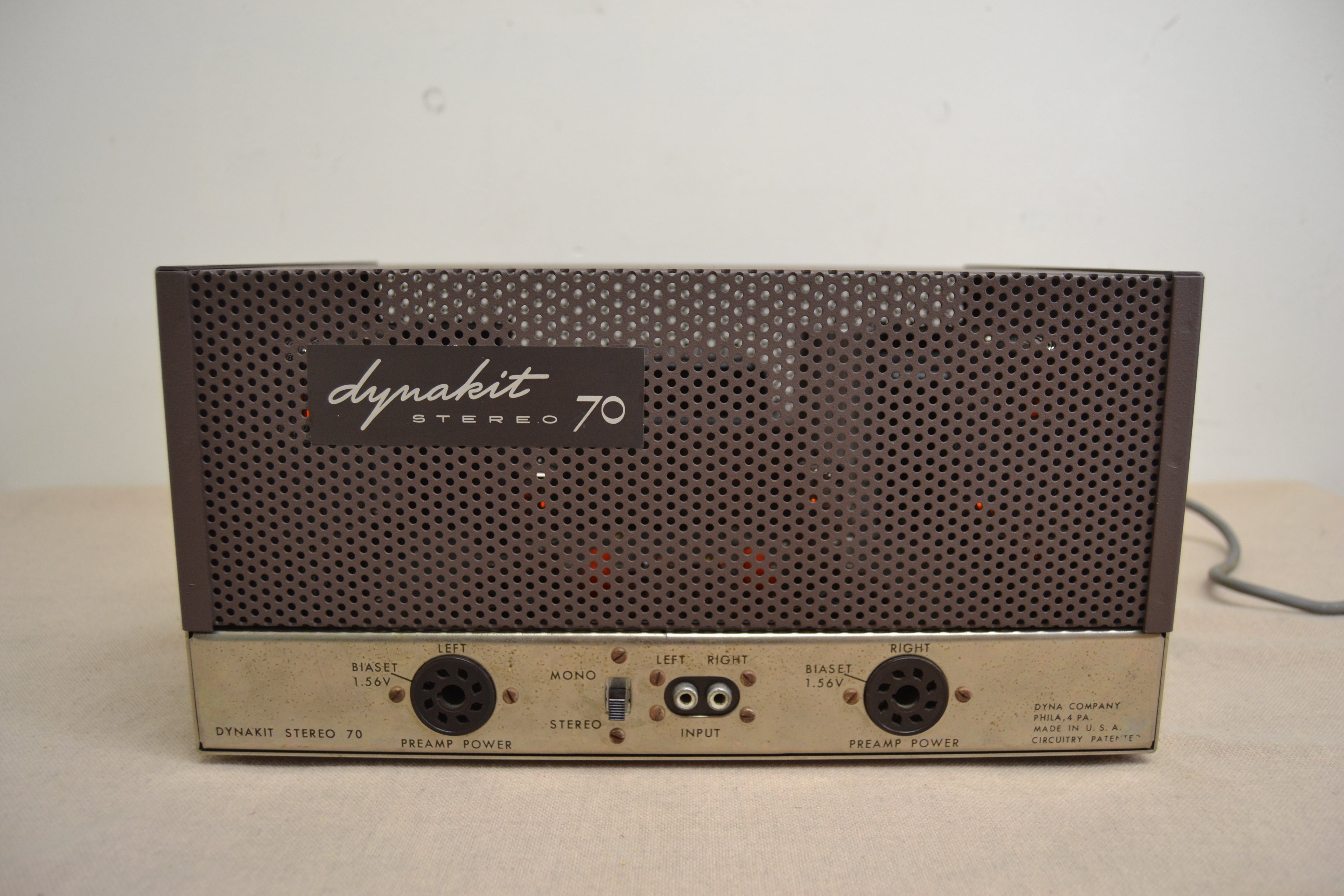 Dynaco Stereo 70 Tube Power Amplifier * Fully Serviced and Rebuilt * 8199 & GE EL34 Tubes *