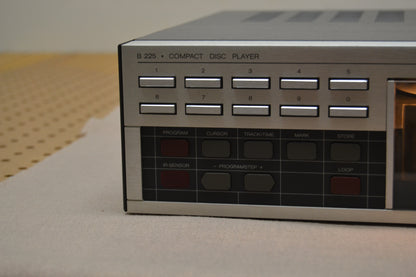 Revox B225  Compact Disc Player (1985) * Fully Serviced and Restored to Factory Specs * Original Box
