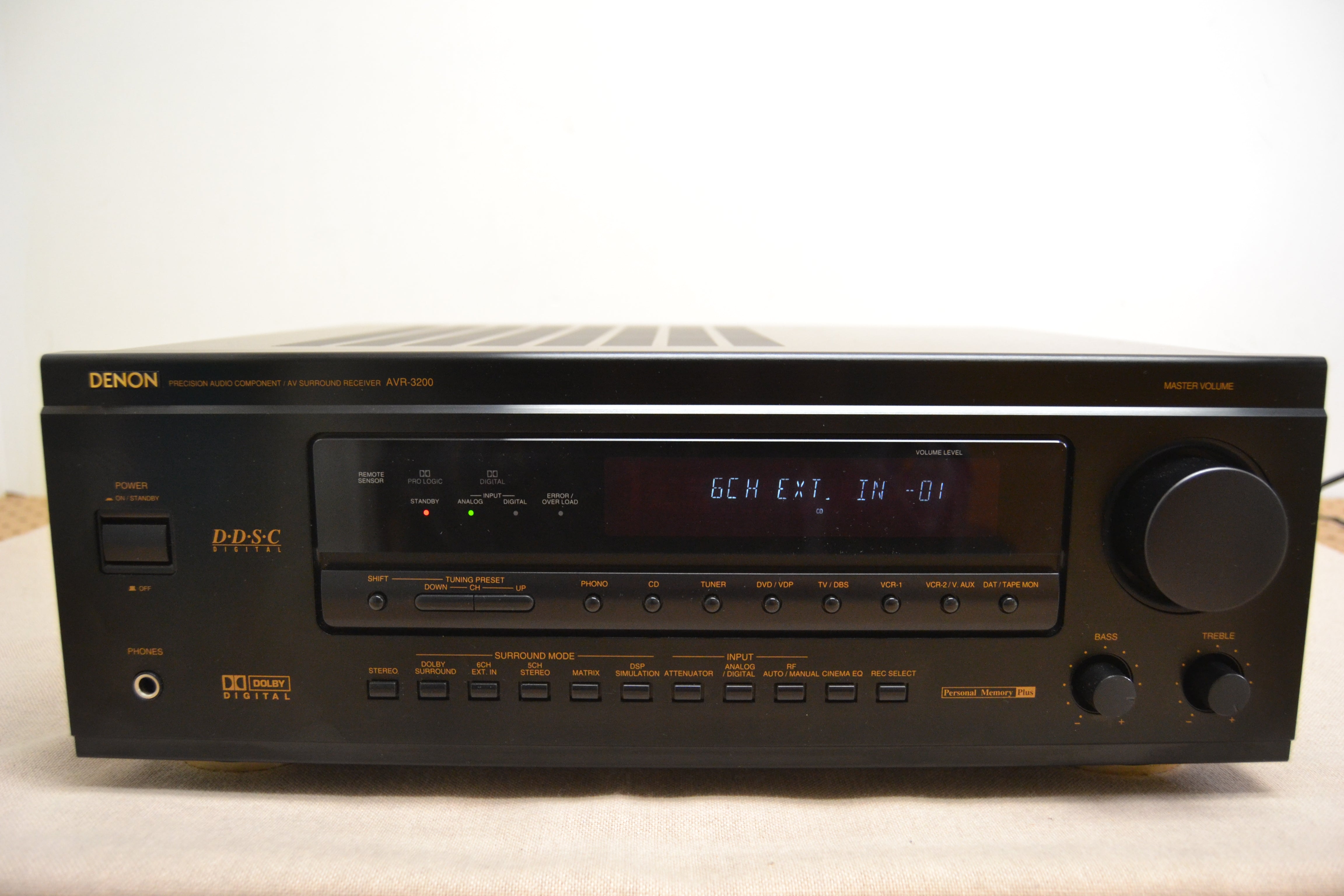Denon AVR3200 Stereo Receiver * Remote Control * 80W RMS