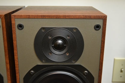 B&W DM100i Bookshelf Speakers