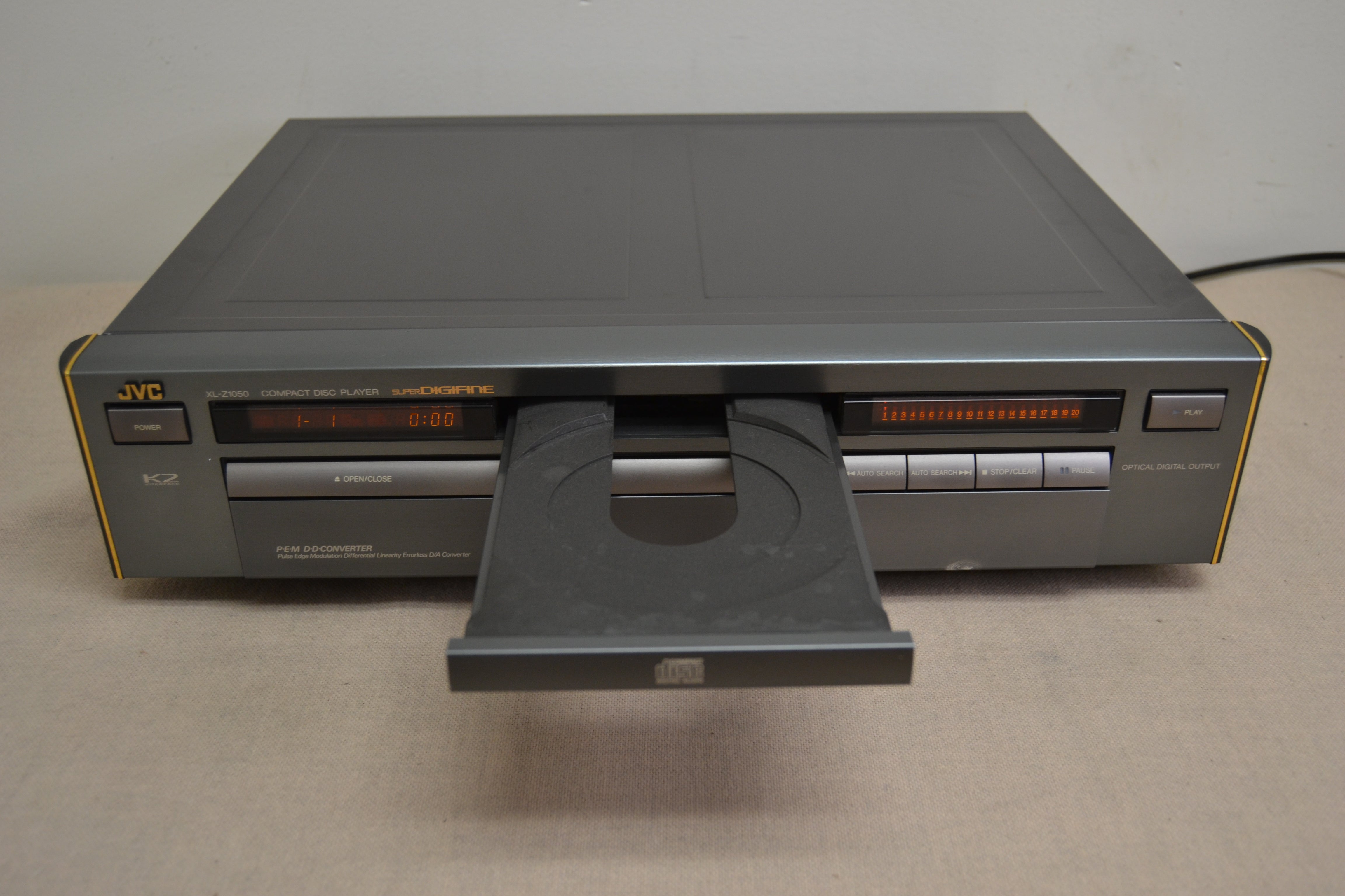 JVC XL-Z1050 Single CD Player * Manual * Remote – The Turntable Store