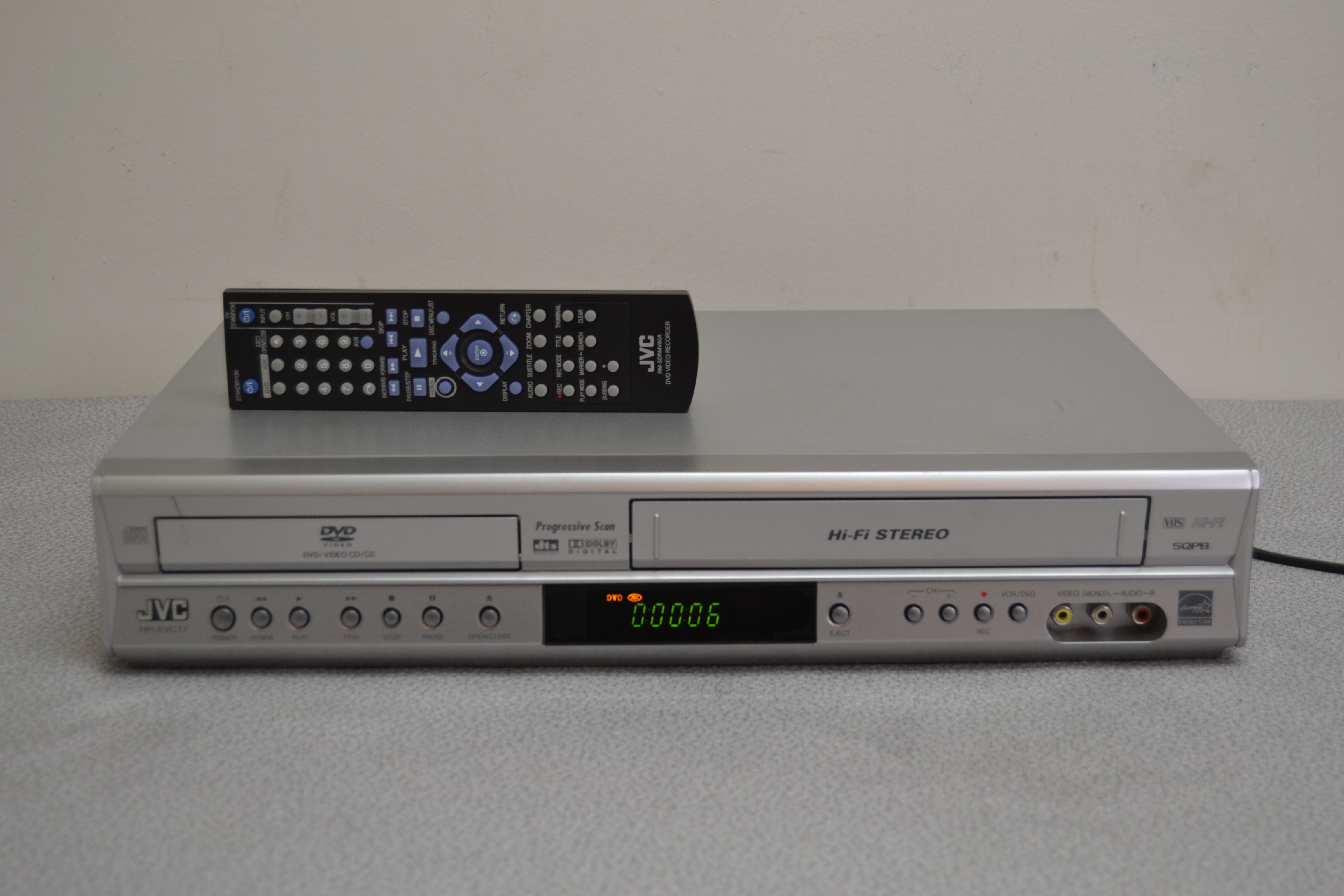 JVC HR-XVC17SU DVD/VHS Combo Player * Remote