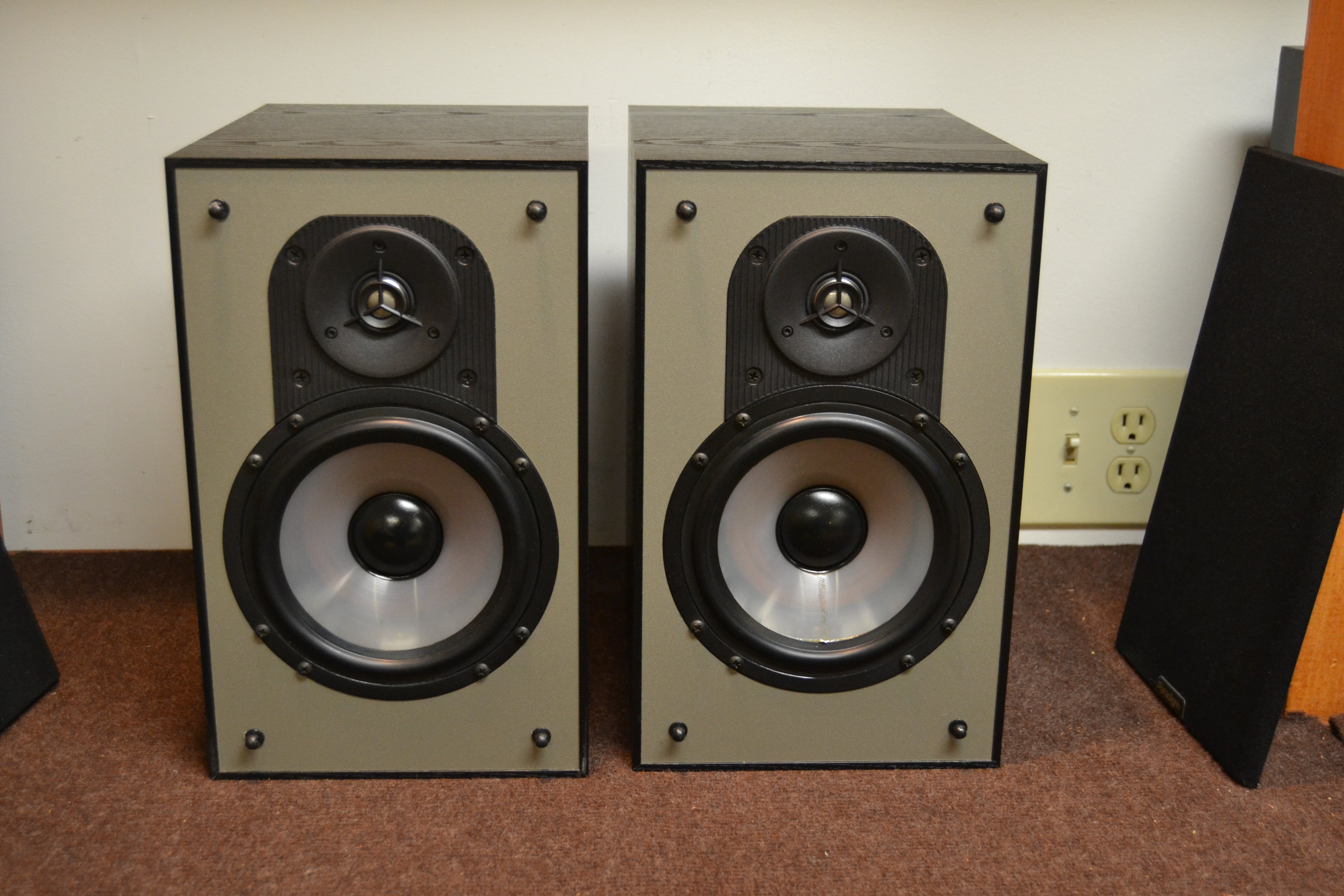 Paradigm Mini Monitor Speakers