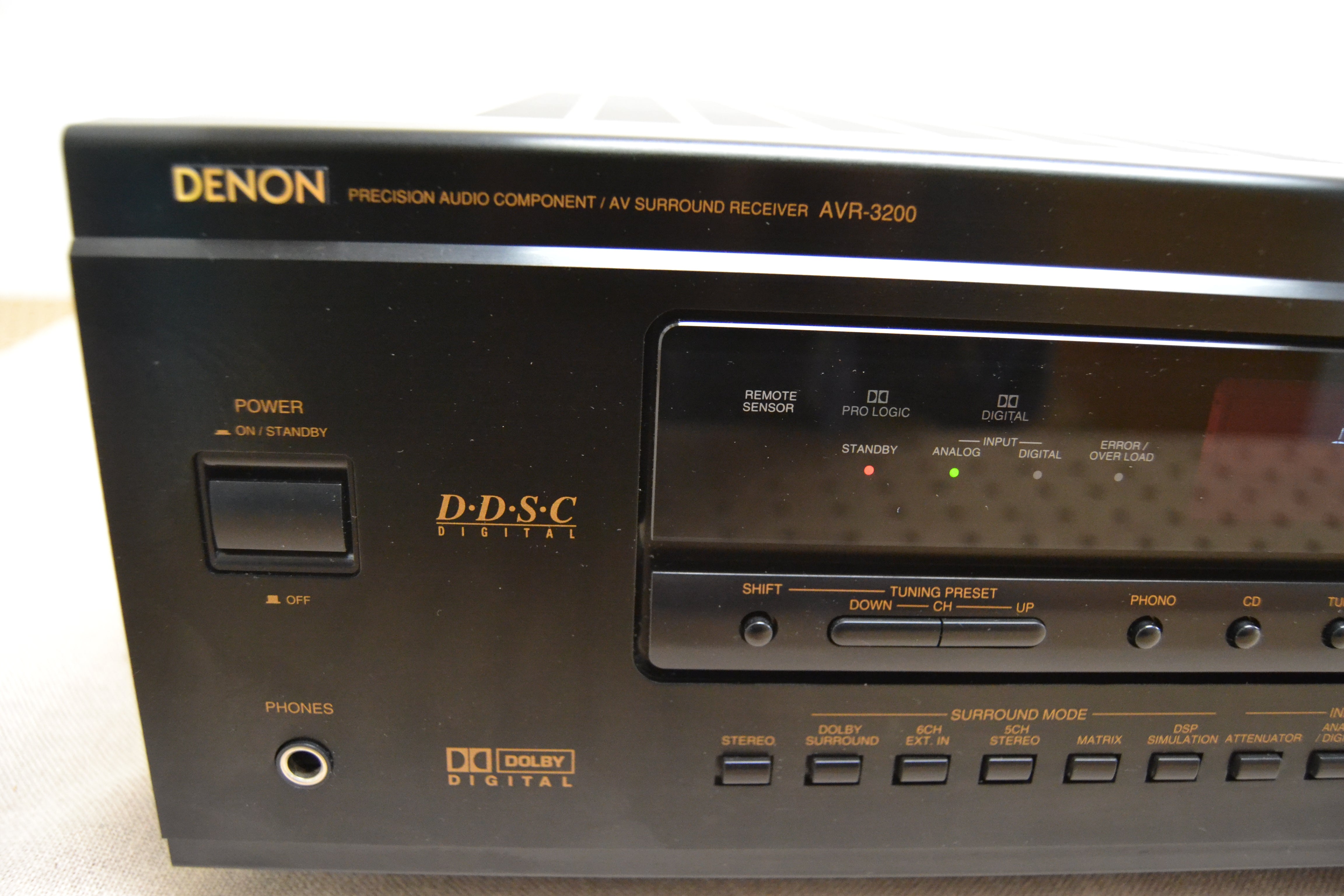 Denon AVR3200 Stereo Receiver * Remote Control * 80W RMS