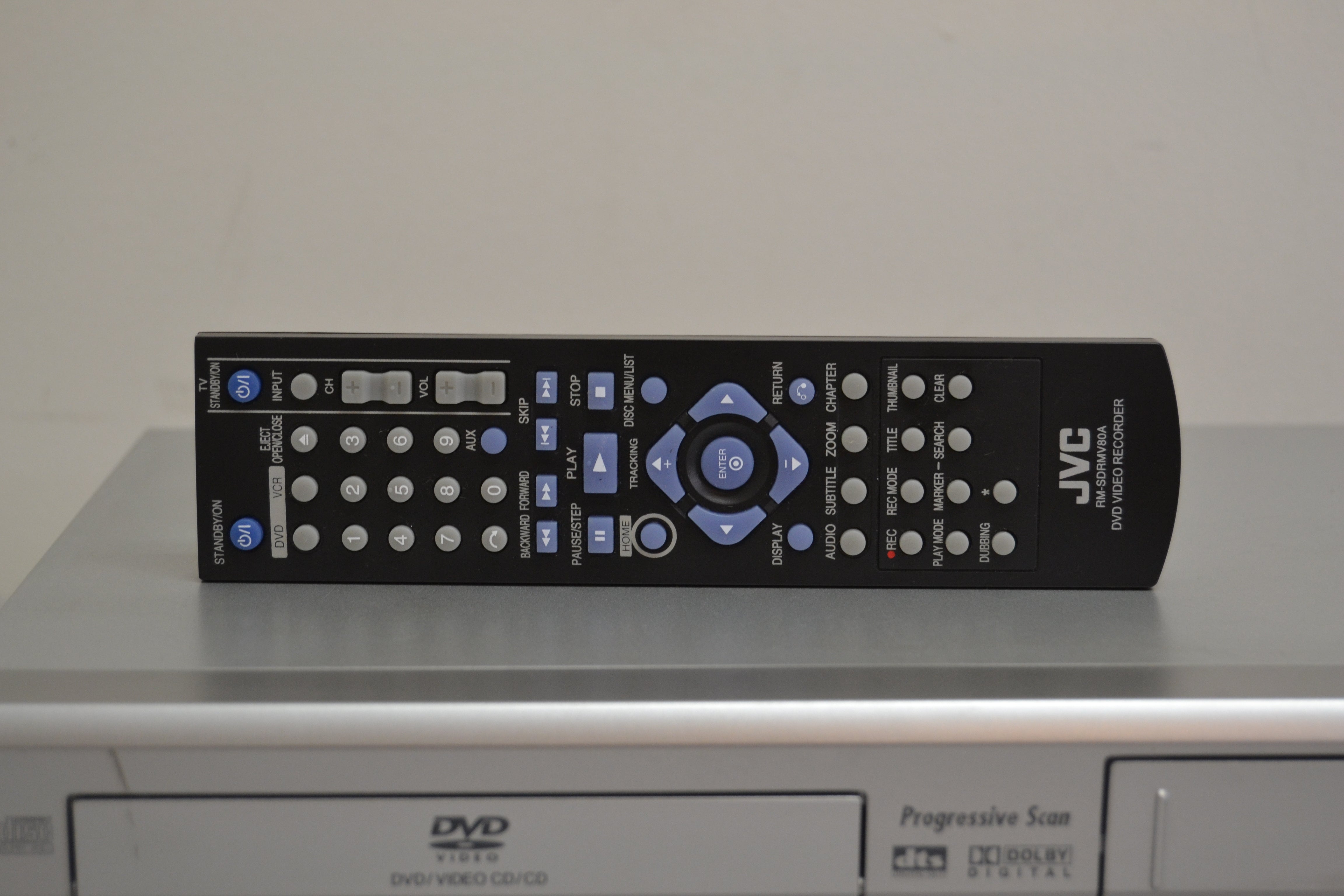 JVC HR-XVC17SU DVD/VHS Combo Player * Remote